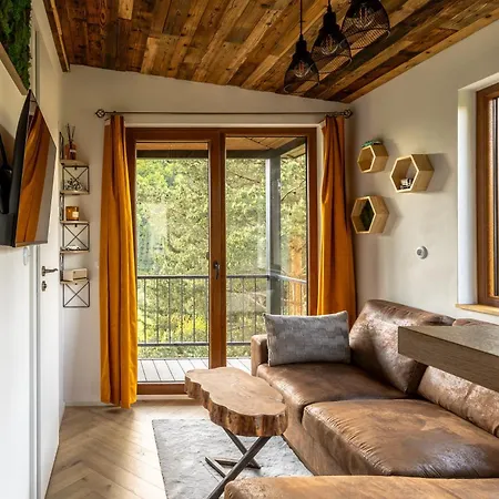 Apartment Buda 2 Komjatna